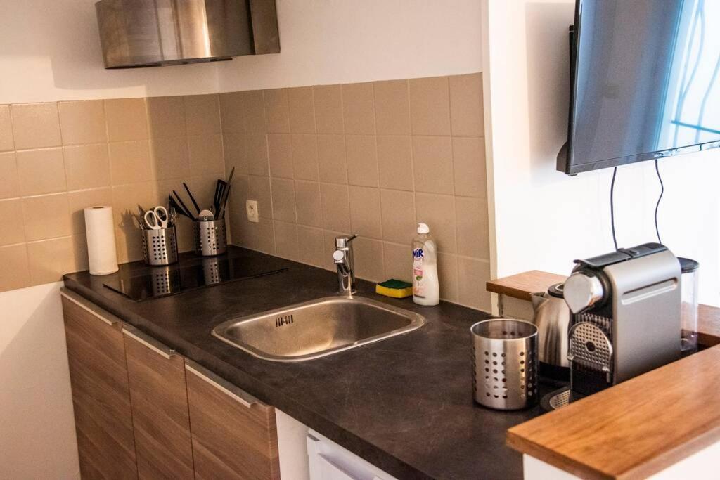 Appartement 2 Personnes, Place St Sauveur A 2Min Caen Exterior foto